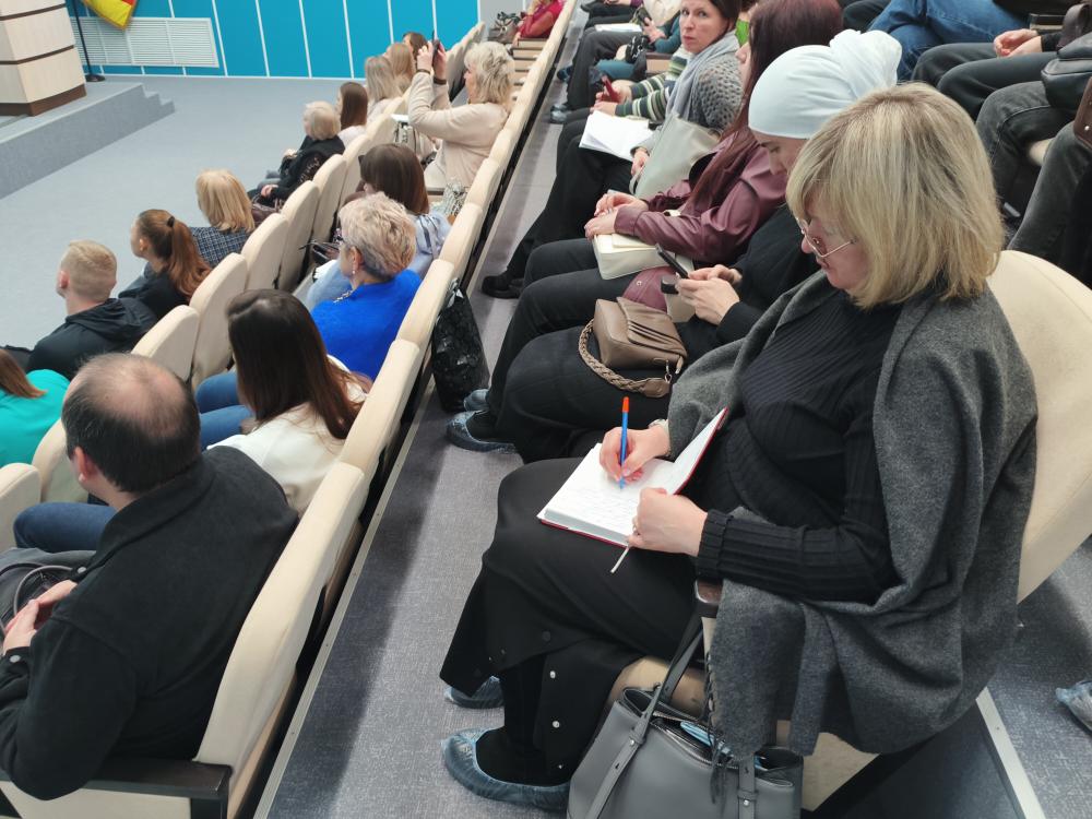 В областной больнице им. Н.Н. Бурденко состоялась НАУЧНО-ПРАКТИЧЕСКАЯ КОНФЕРЕНЦИЯ «Актуальные вопросы диагностики и лечения заболеваний внутренних органов»