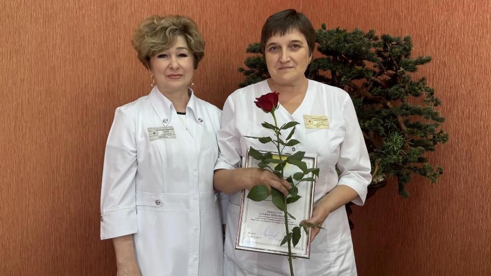 Сотрудники поликлиники областной больницы им. Н.Н. Бурденко получили свои награды