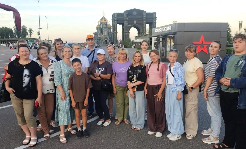 Сотрудники областной больницы им. Н.Н. Бурденко посетили памятные места Бородинского поля (Бородино – КУБИНКА)