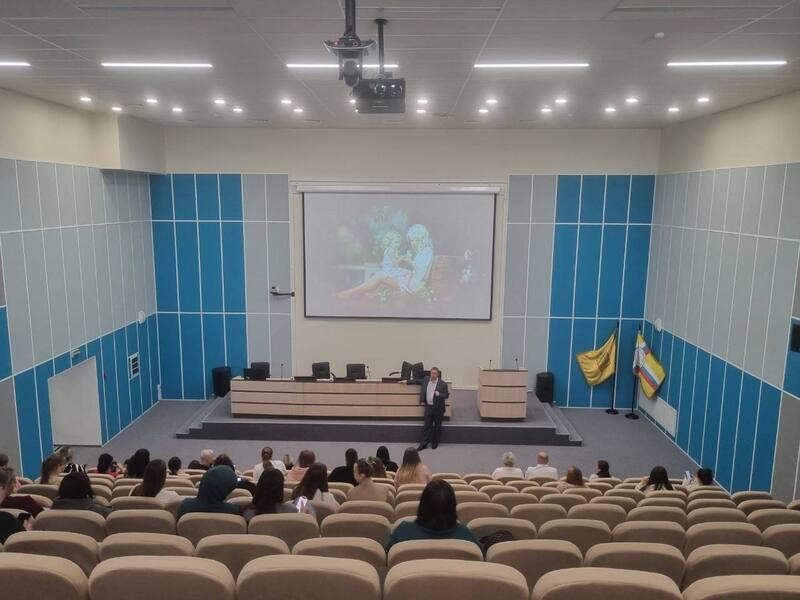 В перинатальном центре Пензенской областной клинической больницы им. Н.Н. Бурденко прошли очередные «Беременные посиделки»